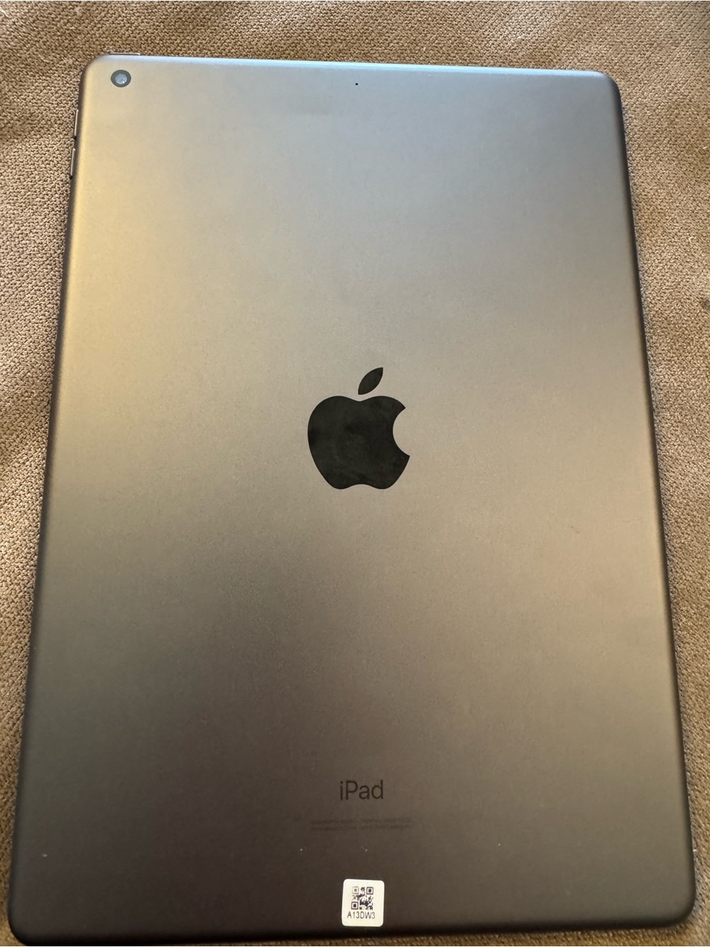 Apple iPad 10.2 in 8th Generation - Picture 2 of 2